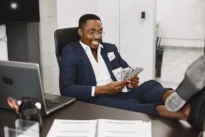 simon squibb wealth and career overview